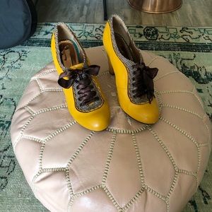Poetic License Yellow Heels